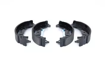 Bosch 0 986 487 956 <span>тормозные колодки задние</span>