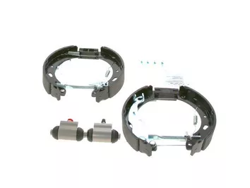 Bosch 0 204 114 700 <span>тормозные колодки задние</span>