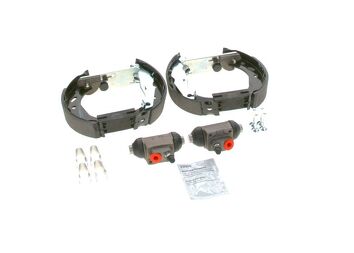 Bosch 0 204 114 586 <span>тормозные колодки задние</span>