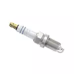 Свеча зажигания Bosch Standard Super 0 242 235 588