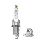 Свеча зажигания Bosch Standard Super 0 242 235 588