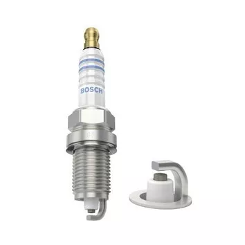 Bosch Standard Super <span>свеча зажигания 0 242 235 588 FR7LC2</span>