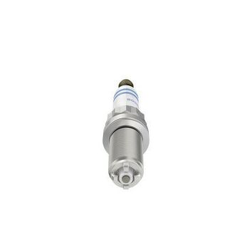 Bosch Standard Super <span>свеча зажигания 0 242 145 562 ZGR5NQE04</span>