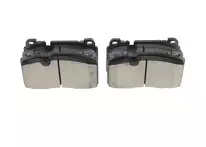 Передние тормозные колодки Bosch  0 986 494 694