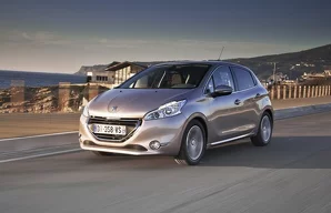 Лампы Peugeot 208 208 / 1 пок.