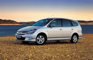 Лампы Honda Stream Stream / 1 пок. / рестайлинг