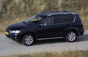 Лампы Mitsubishi Outlander Outlander / 2 пок. / XL / рестайлинг