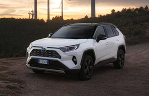 Лампы Toyota RAV4 RAV4 / 5 пок. / XA50