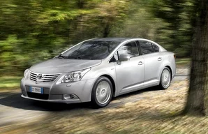 Лампы Toyota Avensis Avensis / 3 пок. / T27