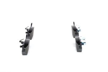 Bosch 0 986 424 364 <span>тормозные колодки передние</span>
