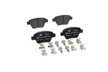 ATE Ceramic 13.0470-3858.2 <span>тормозные колодки задние</span>