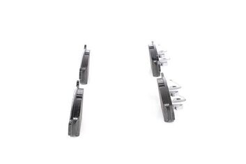 Bosch 0 986 494 305 <span>тормозные колодки передние</span>