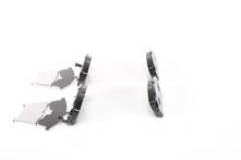 Передние тормозные колодки Bosch  0 986 494 321