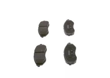 Bosch 0 986 424 818 <span>тормозные колодки передние</span>
