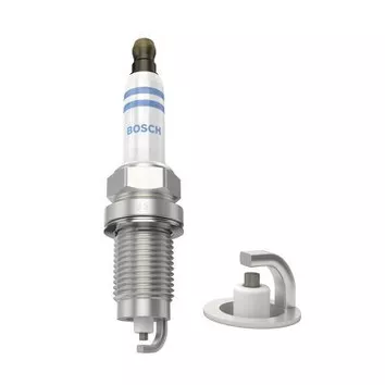 Bosch Standard Super <span>свеча зажигания 0 242 236 530 FR7HE02</span>
