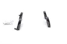Передние тормозные колодки Bosch  0 986 494 275