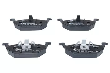 ATE Ceramic 13.0470-7111.2 <span>тормозные колодки передние</span>