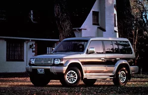 Лампы Mitsubishi Pajero Pajero / 2 пок.