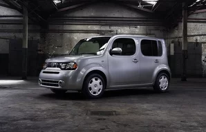 Лампы Nissan Cube Cube / 3 пок.