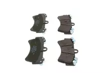 Передние тормозные колодки Bosch  0 986 424 739
