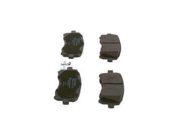Bosch 0 986 424 700 <span>тормозные колодки передние</span>