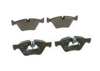 Передние тормозные колодки Bosch  0 986 494 118