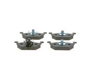 Передние тормозные колодки Bosch  0 986 495 213