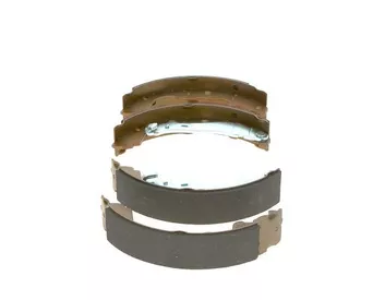 Bosch 0 986 487 899 <span>тормозные колодки задние</span>