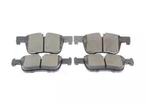 Передние тормозные колодки Bosch  0 986 494 689