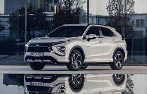 Лампы Mitsubishi Eclipse Cross 1 пок. / рестайлинг