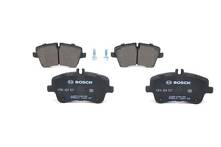Передние тормозные колодки Bosch  0 986 424 517