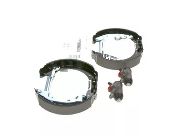 Bosch 0 204 114 556 <span>тормозные колодки задние</span>