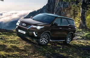 Лампы Toyota Fortuner Fortuner / 2 пок.